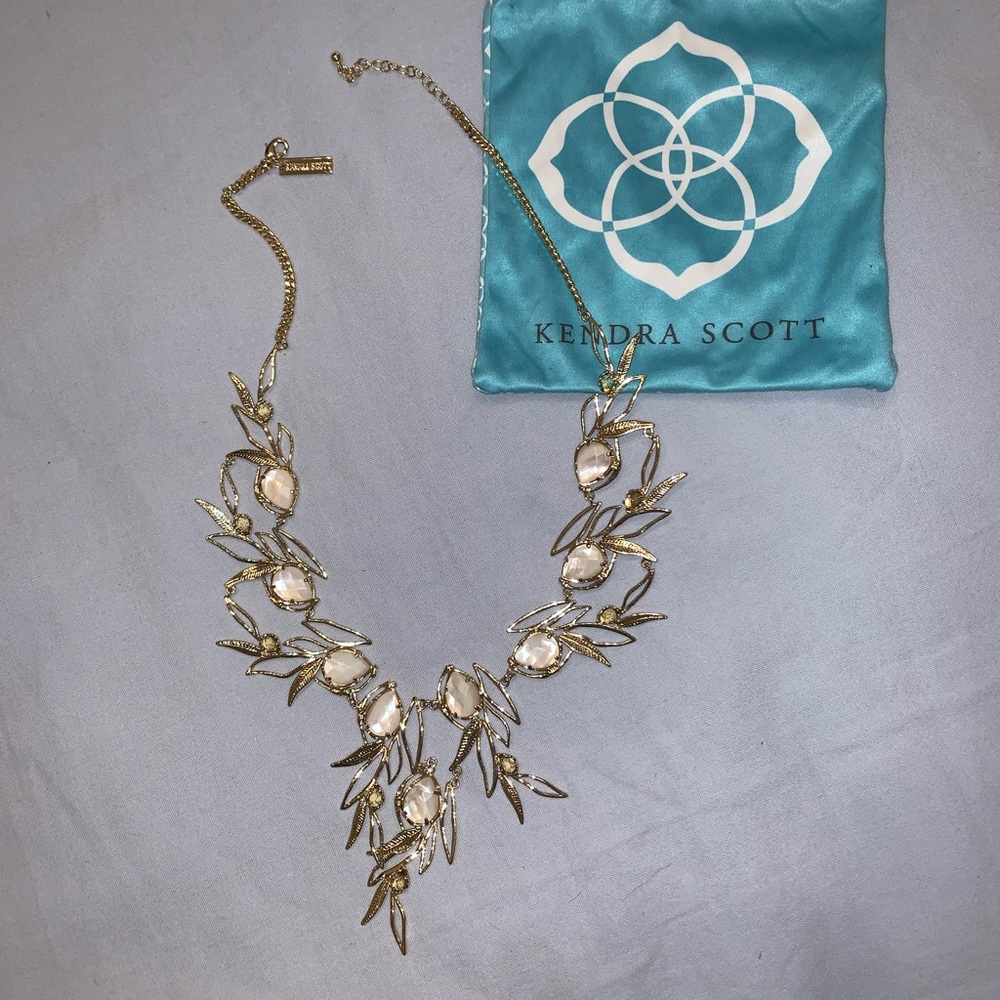 Kendra Scott Necklace